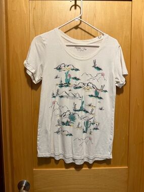 Women's Cream Short Sleeve Graphic Tee